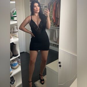 Shaperin NWT V-cut shaping dress